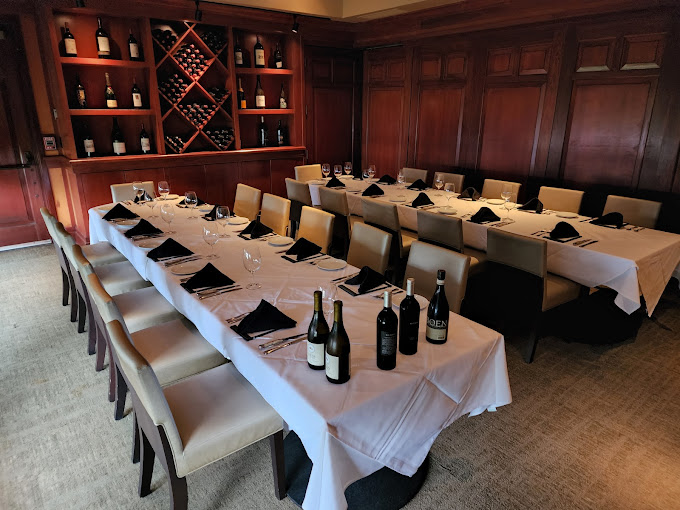 Fleming’s Prime Steakhouse & Wine Bar