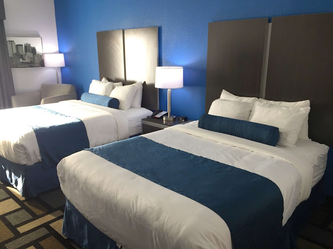 Best Western Plus Birmingham Inn & Suites