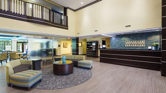 Best Western Plus Birmingham Inn & Suites