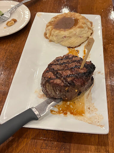 Ledger's Steakhouse and Grille