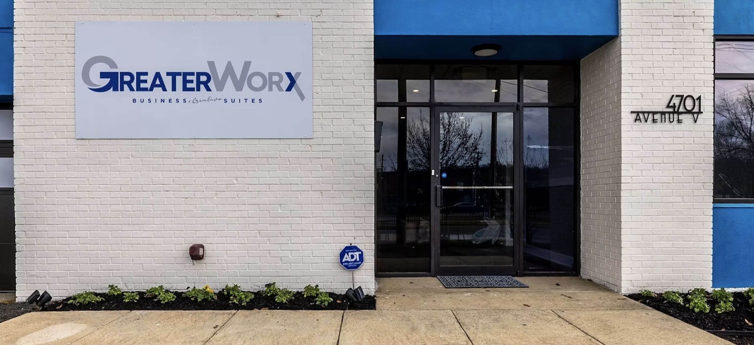 You can now try GreaterWorx Co-Working Hub in West End