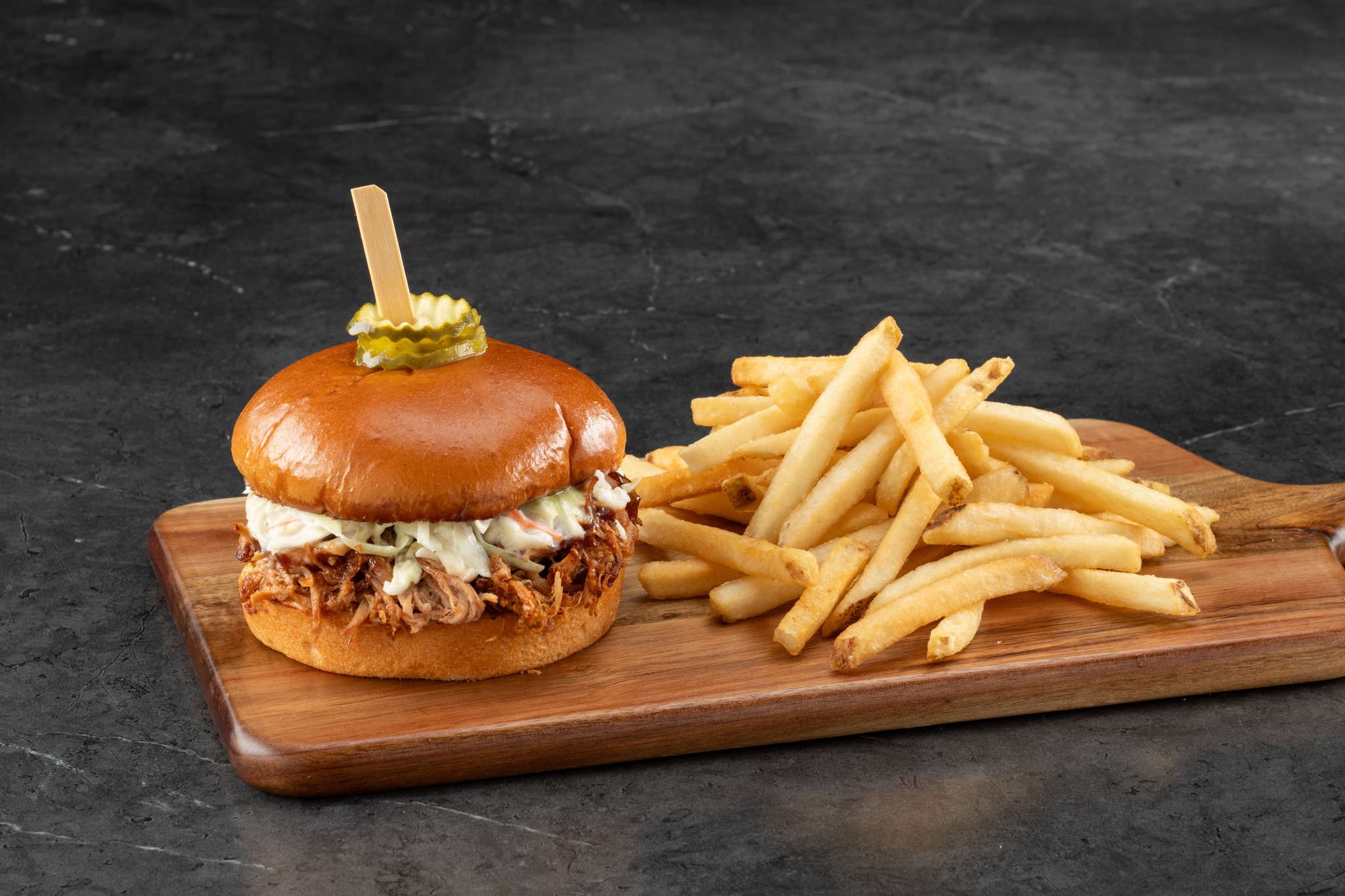 Beef O’ Brady’s Brook Highland location closes